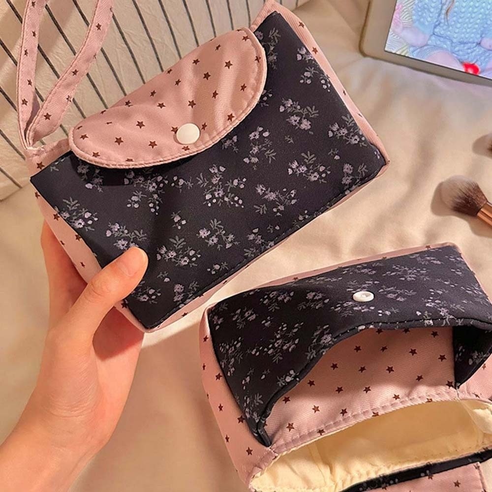 Purple Print Floral Makeup Bag - Lifestyle In Korean recensie en prijs